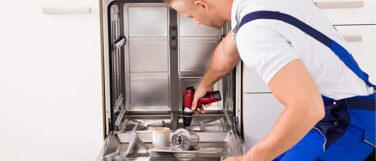 Dishwasher Technician at Service Servotech in Montreal
